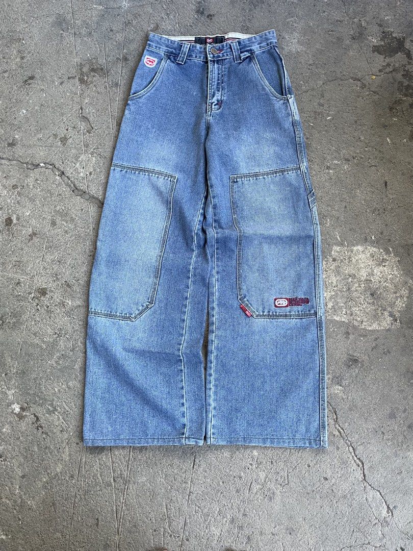 ECKO UNLTD BIG POCKET DOUBLE KNEE PANTS (Category: Jeans) located in Roxas City. Submitted by patch_archive (Listing ID 1458236145, Image 2). Description: 🚨 ECKO UNLTD BIG POCKET DOUBLE KNEE PANTS🚨 🏷️ PRICE : 2000 PHP +SF 📏 ACTUAL DIMENSION USING INCHES 👖 WAIST : 27 👖 LENGTH : 41.5 👖 THIGH :12 👖 HEM : 10.5 👖 FLAWS : NONE * MESSAGE ME IF YOU HAVE ANY OTHER QUESTION ABOUT SIZING . 🚚 Local shipping fee ( 70-85 Php) ✈️ International Shippin
