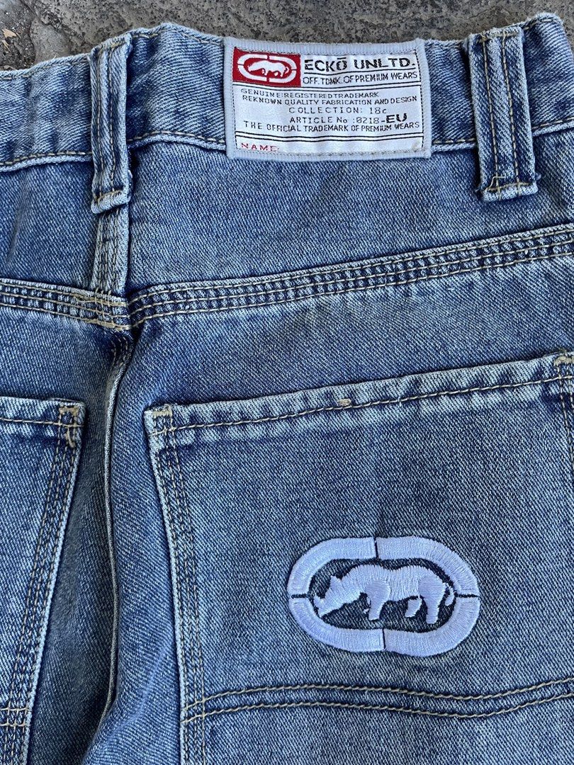 ECKO UNLTD BIG POCKET DOUBLE KNEE PANTS (Category: Jeans) located in Roxas City. Submitted by patch_archive (Listing ID 1458236145, Image 3). Description: 🚨 ECKO UNLTD BIG POCKET DOUBLE KNEE PANTS🚨 🏷️ PRICE : 2000 PHP +SF 📏 ACTUAL DIMENSION USING INCHES 👖 WAIST : 27 👖 LENGTH : 41.5 👖 THIGH :12 👖 HEM : 10.5 👖 FLAWS : NONE * MESSAGE ME IF YOU HAVE ANY OTHER QUESTION ABOUT SIZING . 🚚 Local shipping fee ( 70-85 Php) ✈️ International Shippin