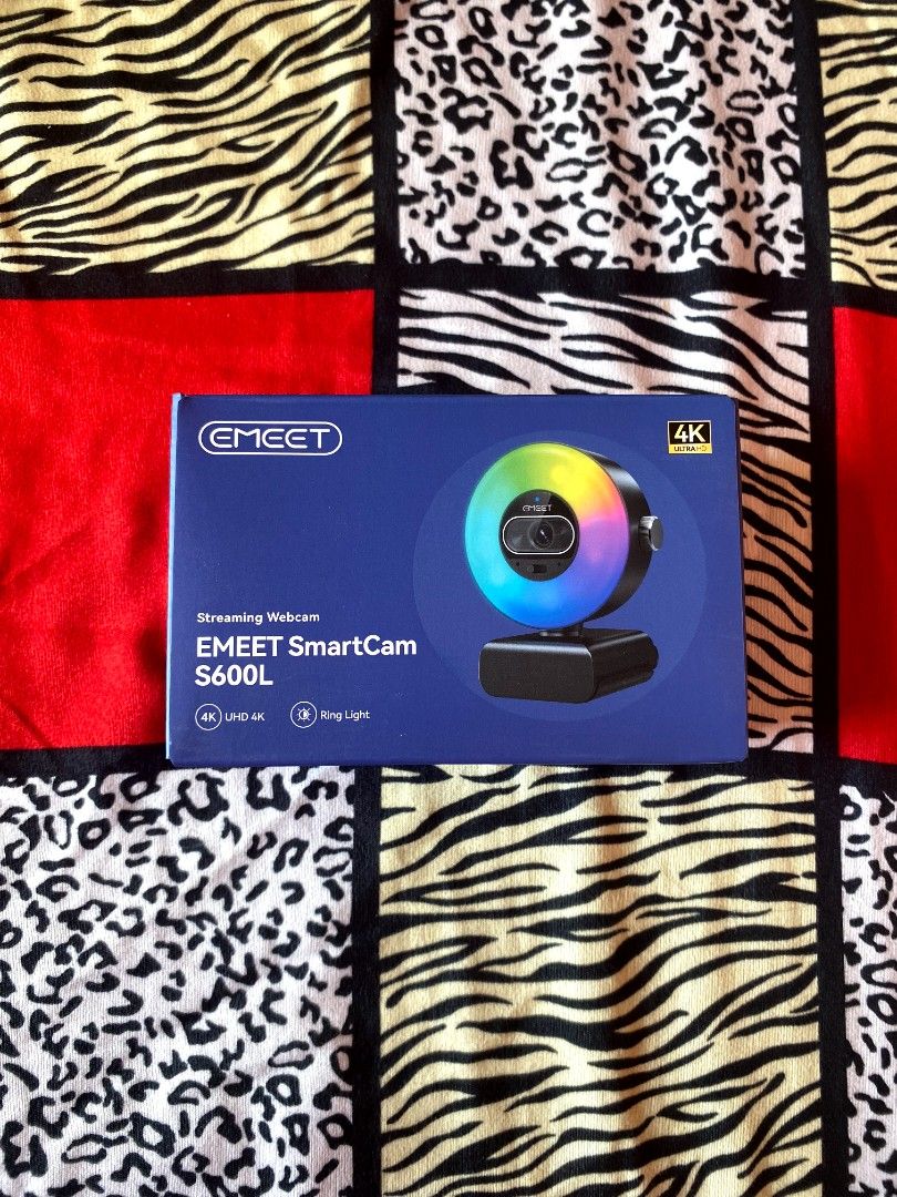 EMEET SmartCam S600L (Category: Webcams) located in Lucban. Submitted by mrphlyn (Listing ID 1458150808, Image 3). Description: EMEET SmartCam S600L Inclusions: - the camera - box - manual - USB type A adapter Condition: - brand new - only opened for review Reason for selling: decluttering Shop33 Price: P 2,599.00 Fixed Price: P 1,800.00 Available for meetup in Lucban or J&T shipping for other areas.