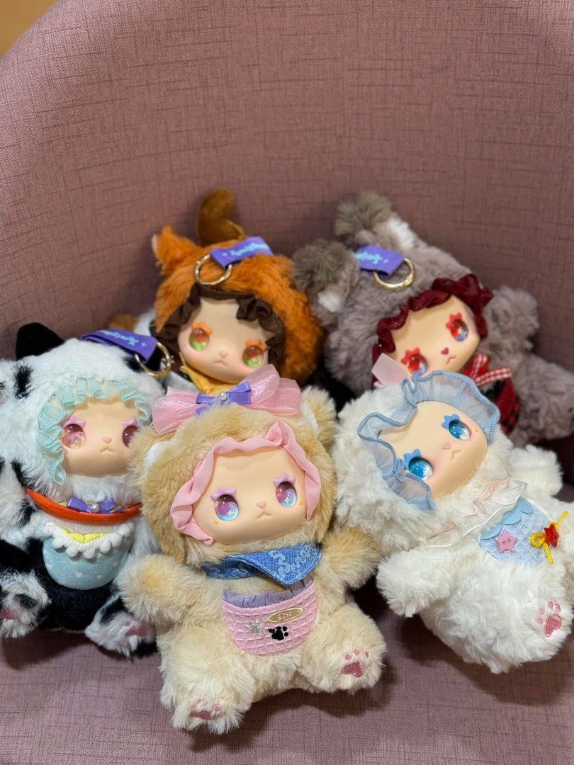 Emma Plushies (Category: Plushies & Soft Toys) located in Manila. Submitted by mo_onchaser (Listing ID 1458162323, Image 1). Description: ALL ARE WELL-KEPT AND WELL-VENTILATED Comes with original boxes and cards Take all for a discount!.