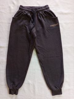 (Category: ) located in . Submitted by thrifted_93 (Listing ID 1458112294, Image 1). Description: .