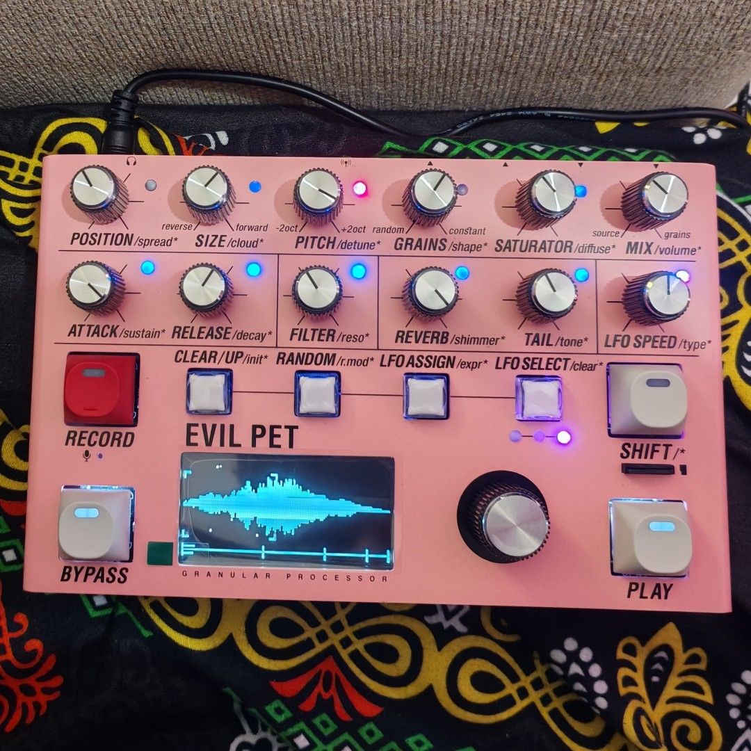 Evil Pet Granular Processor Synthesizer (Category: Musical Instruments) located in Quezon City. Submitted by beastwood (Listing ID 1458239397, Image 3). Description: - Evil Pet granular processor for mangled, stretched, and transformed sounds. - High-quality granular synthesis engine. - Built-in saturator for warmth and dirt. - LUSH reverb with tail control. - Durable, 'built like a tank' construction. - Delivers futuristic soundscapes. - Selling