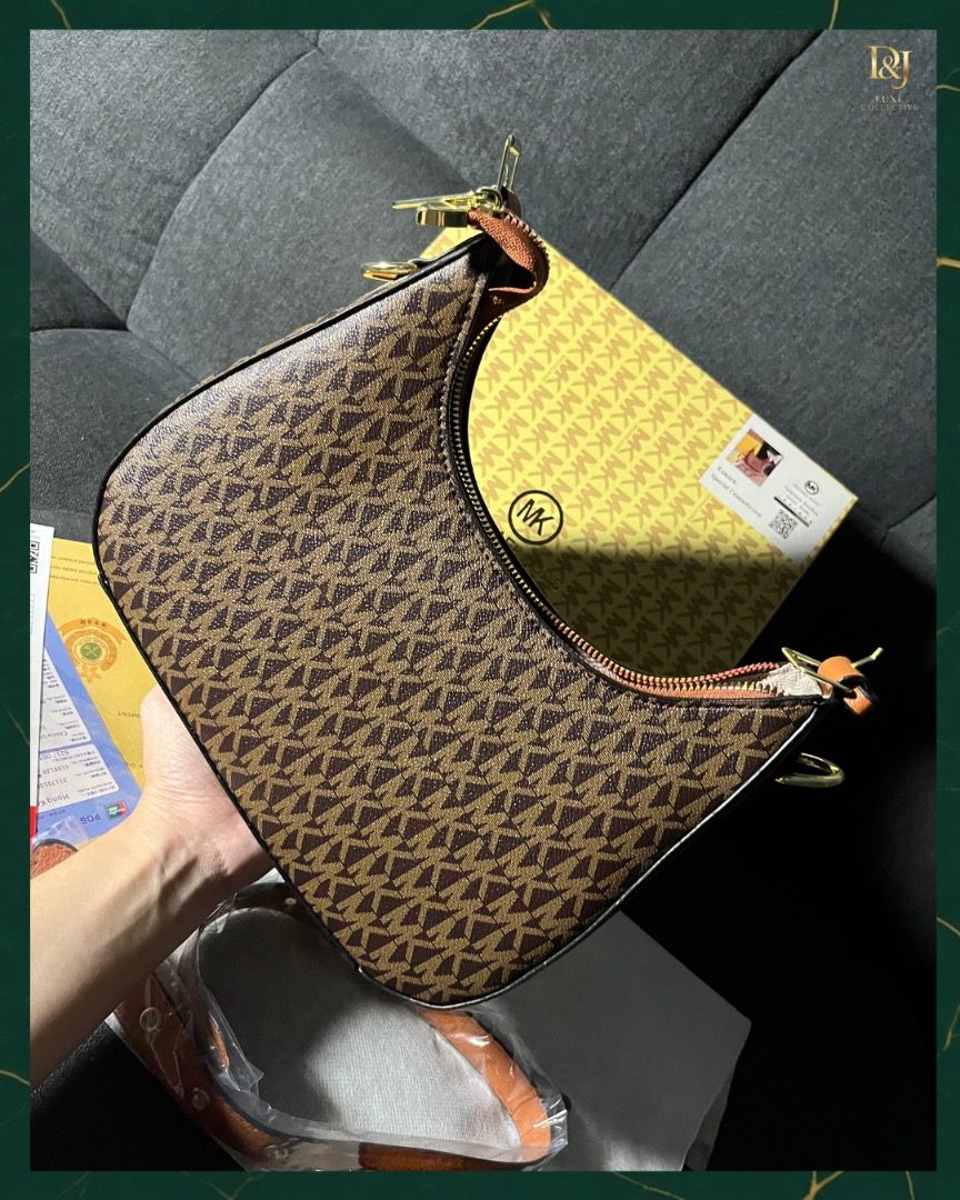 FA 2 WAY SLING BAG MK (Category: Shoulder Bags) located in Mandaluyong City. Submitted by djluxecollective (Listing ID 1458277376, Image 1). Description: 👜: 2 way sling bag ✔️900 PHP ✔️with tag & serial number ✔️with box ✔️Size:10x6 inches .