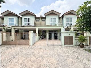 (Category: ) located in . Submitted by azwankamal89 (Listing ID 1458265857, Image 1). Description: .
