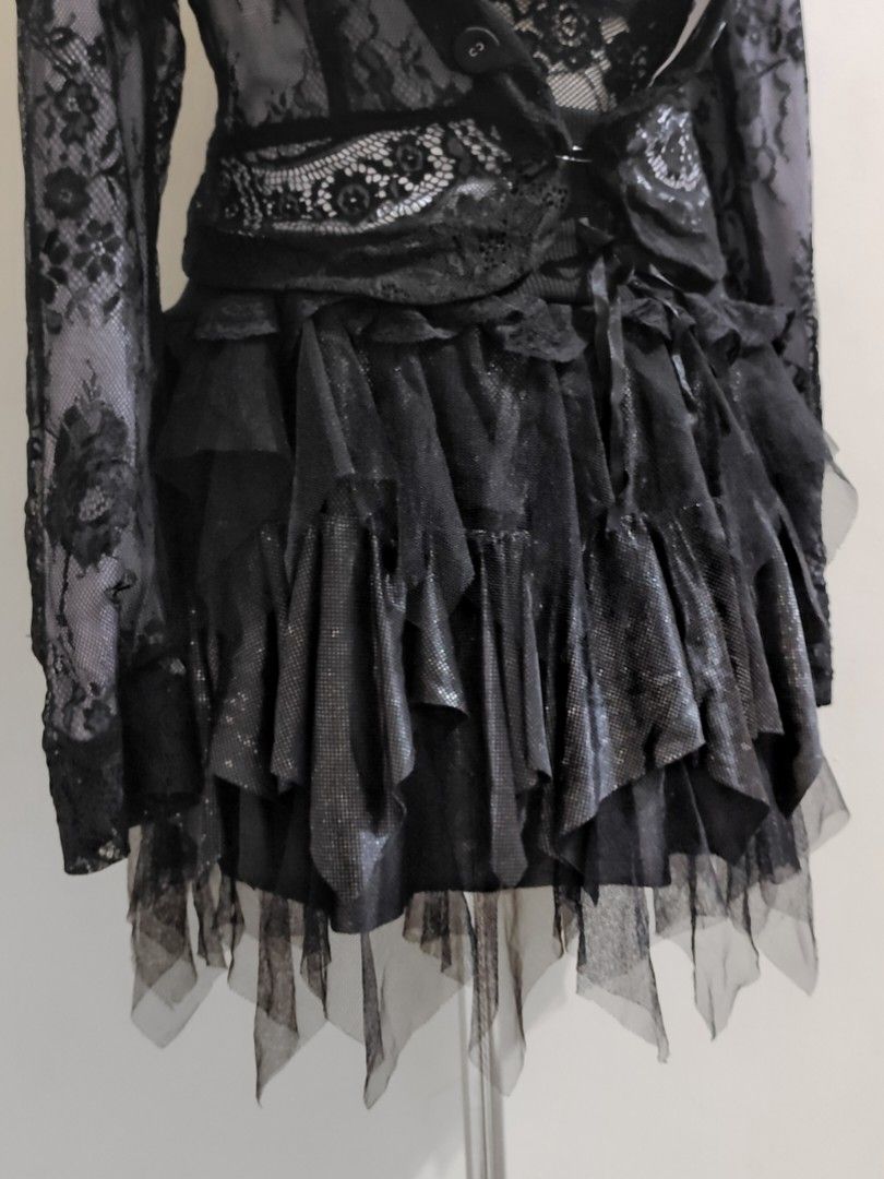 Fatal frame / Dark Coquette inspired set (Category: Sets or Coordinates) located in Manila. Submitted by meowl_vault (Listing ID 1458194619, Image 3). Description: 𝐃𝐚𝐫𝐤 𝐂𝐨𝐪𝐮𝐞𝐭𝐭𝐞 𝚒𝚗𝚜𝚙𝚒𝚛𝚎𝚍 𝚜𝚎𝚝 🤍 𝓑𝓮𝓼𝓽 𝓯𝓲𝓽 : s-m ( 𝔱𝔥𝔯𝔦𝔣𝔱𝔢𝔡 𝔦𝔱𝔢𝔪𝔰 ) 𝖇𝖔𝖑𝖊𝖗𝖔 L: 20 W: 19 𝖘𝖐𝖎𝖗𝖙 L: 17 W: 24-36 𝖒𝖊𝖘𝖍 𝖙𝖔𝖕 stretchy medium 🤍 Open for reservations 🤍 𝐑𝐄𝐀𝐃 𝐁𝐄𝐅𝐎𝐑𝐄 𝐘𝐎𝐔 𝐏𝐔𝐑𝐂𝐇𝐀𝐒𝐄 𝕳𝖆𝖓𝖉-𝖕𝖎𝖈𝖐𝖊𝖉 