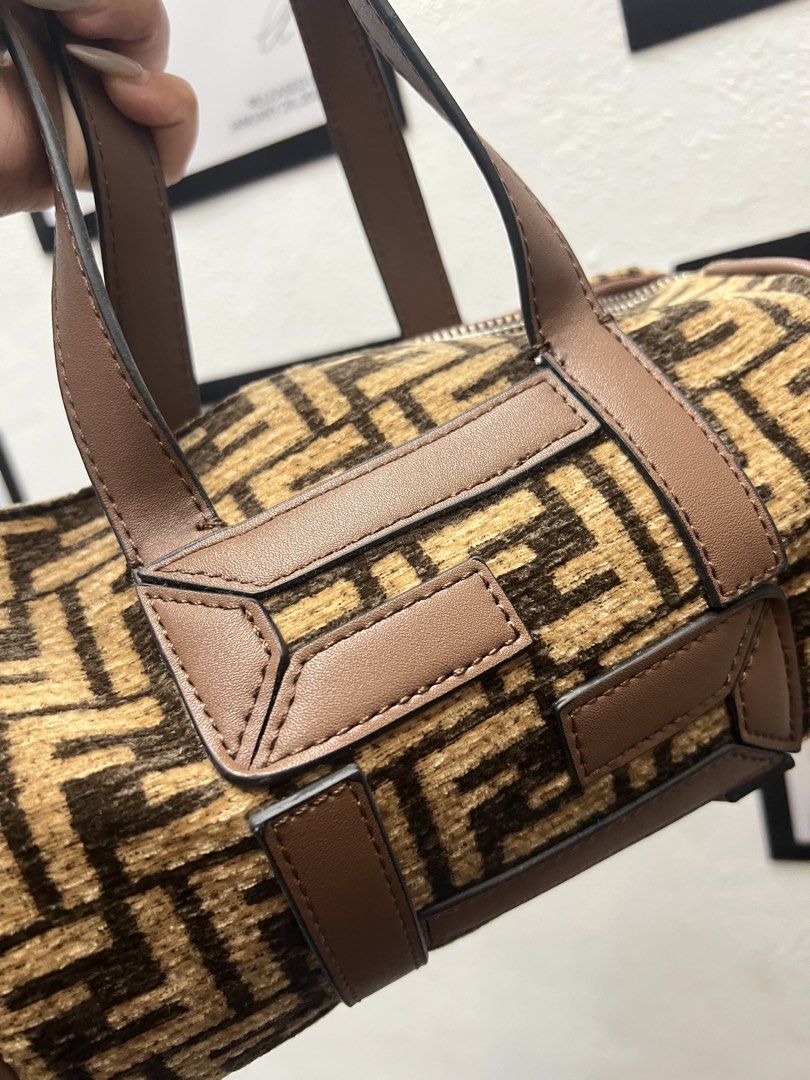 FF JACQUARD ZUCCA MINI HANDBAG WITH STRAP AND BOX (Category: Luxury Bags & Wallets) located in Caloocan City. Submitted by urbanpouch (Listing ID 1458207164, Image 2). Description: Brandnew.