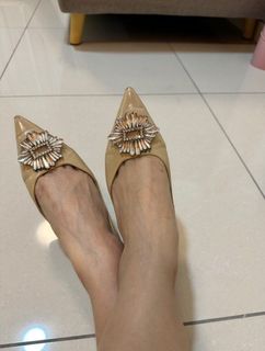 (Category: ) located in . Submitted by sherine007 (Listing ID 1458141800, Image 1). Description: .