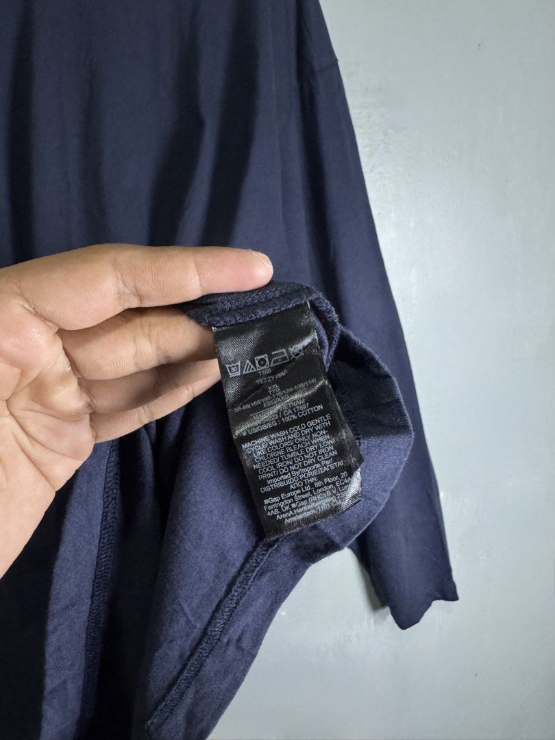 Gap x Yeezy (Category: Tshirts & Polo Shirts ) located in Sipalay. Submitted by collidethrift (Listing ID 1458215961, Image 3). Description: G@P x Ye3zy Longsleeve Size Xxl 33 x 28 Good as new No issue 🏷️1k+ship 📍Neg Occ 📦Ship via JNT EXPRESS 📩📩📩.