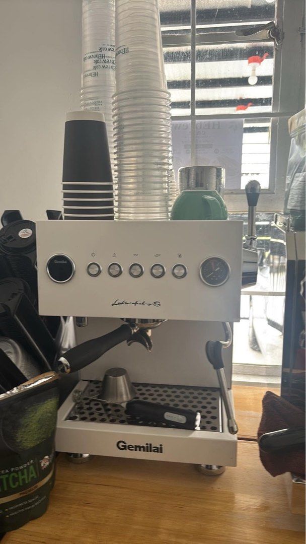 GEMELAI 3026 GOOD as new (Category: Coffee Machines & Makers) located in Manila. Submitted by melandrosoriano (Listing ID 1458175158, Image 1). Description: Bihira po magamit kase 3145b po gamit namin na espresso machine since hindi naman ganun kalakas ang cafe pa namin sa bahay. Free na po cup sealer.