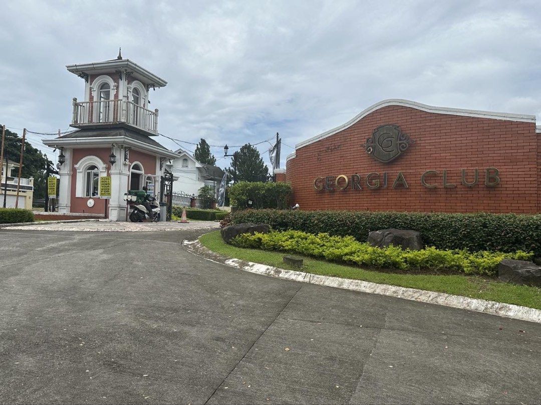 Georgia Club (Category: Lot) located in Manila. Submitted by rosanna.09690460643 (Listing ID 1458155001, Image 1). Description: 🏡 LOT FOR SALE | THE GEORGIA CLUB, STA. ROSA 📍 The Georgia Club, Sta. Rosa, Laguna 📐 240 sqm Lot Area 💰 ₱8.4 Million ✨ Great investment opportunity ✨ Ideal for building your dream home ✨ Located in a prestigious residential community 📩 Send me a message for more details or to schedule a viewing. #TheGeorgiaClub #Sta