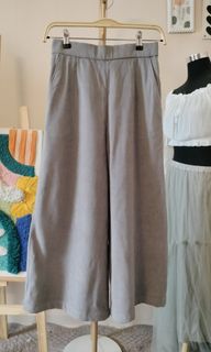 (Category: ) located in . Submitted by linenandsilk (Listing ID 1458167178, Image 1). Description: .