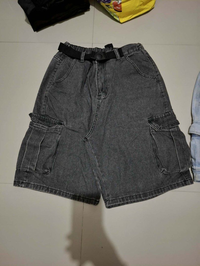 Grey Denim Cargo Shorts with Belt (Category: Shorts) located in Mabalacat. Submitted by cornistaja55233 (Listing ID 1458193269, Image 2). Description: Waist: Half Garter up to 36 Thigh: 14 Length: 24 Leg Hole: 14 449 + Shipping fee - Grey denim cargo shorts - Includes a black belt - Multiple pockets for ample storage - Relaxed fit for comfortable, casual wear - Versatile design, pairs well with most tops - Ideal for everyday outfits.