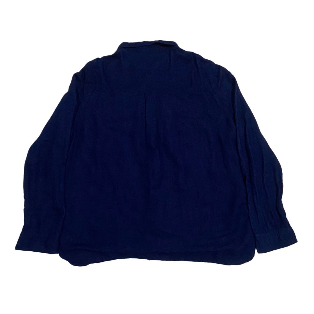 GU Womens Blue Button Down Long Sleeve (Category: Longsleeves) located in San Jose. Submitted by _kentsthrift (Listing ID 1458253633, Image 2). Description: -Dimensions details and condition included in the pictures -Double check measurements before buying - No issue and in excellent condition -Pictures may vary due to lighting -Feel free to message.