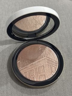 (Category: ) located in . Submitted by makeupskincarejunkie (Listing ID 1458265991, Image 1). Description: .