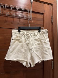 (Category: ) located in . Submitted by cldluxefinds (Listing ID 1458250577, Image 1). Description: .