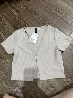 (Kategori: ) berada di . Dikirim oleh jocee_preloved (ID iklan 1458238035, Gambar 1). Deskripsi: .