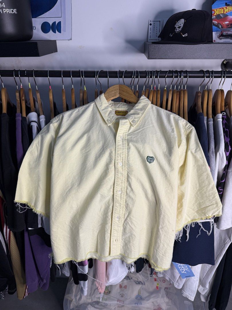 Human Made Collared Tee (Category: Activewear) located in Johor Bahru. Submitted by flyhighgarment (Listing ID 1458228296, Image 1). Description: - item have been cropped and altered - no flaws or defects , stains - can be freesize because it is boxy (23x24) S-XL.