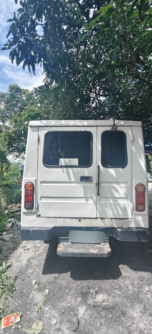 Hyundai Starex (Category: Used Cars) located in Caloocan City. Submitted by brightbird_110c7c (Listing ID 1458177986, Image 2). Description: For sale H100 2008 - 175k Porac pampanga Message me for more details 09954464105.
