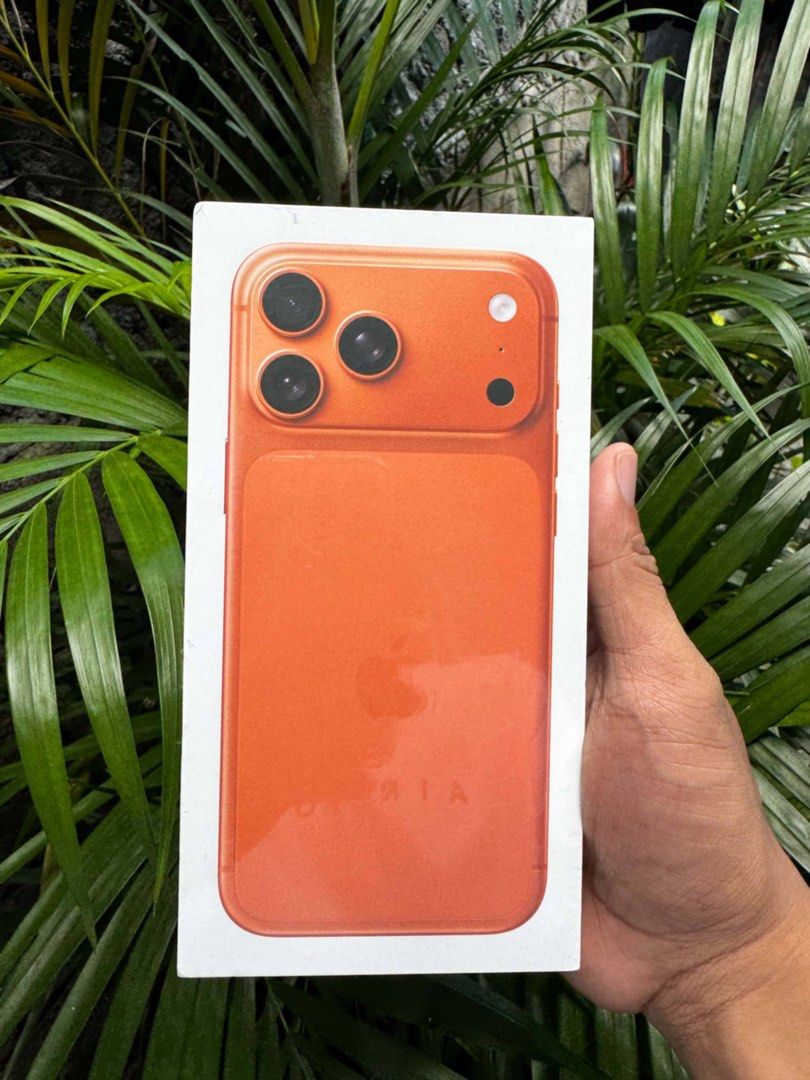 Iphone 17 pro max sealed (Category: iPhone 17 Series) located in Bacoor. Submitted by 5thstreet.bacoor (Listing ID 1458203858, Image 1). Description: Iphone 17 Promax bnew sealed -X/a 256 gb -brand new sealed -Smart/tnt sim -slightly negotiable -hasn't been activated yet, warranty will start when activated.