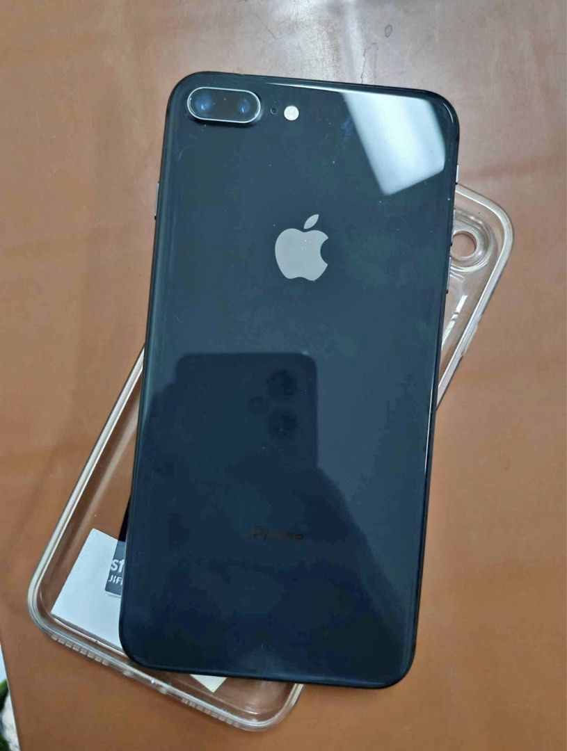 Iphone 8 plus (Category: iPhone 8 Series) located in Manila. Submitted by cassandra0405 (Listing ID 1458179682, Image 1). Description: Fs: iphone 8 plus 64 gb Ladyowned! No issue bukod sa maliit na dent Rfs:spare phone lang .