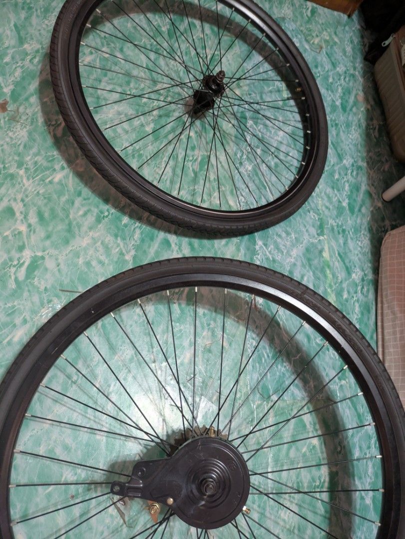 JAVA bike (Category: Bicycles) located in Kuala Lumpur. Submitted by lilfatih (Listing ID 1458194781, Image 3). Description: Basikal JAVA semua okay tapi kene tukar dia punya tiub tayar je(sbb lama tak guna) , tayar Masih baru meet up area setapak .