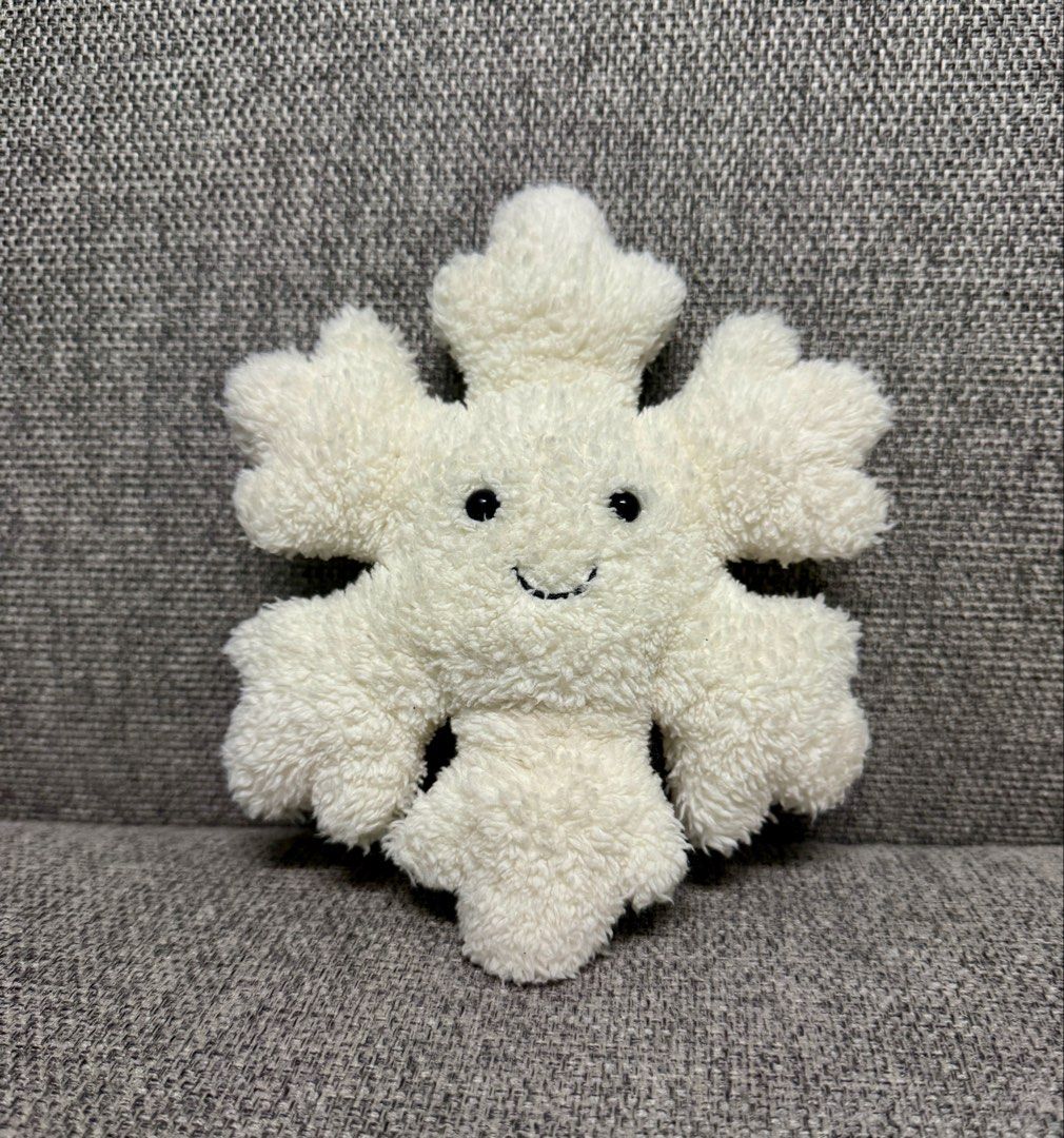 Jellycat Amuseable Snowflake (Category: Plushies & Soft Toys) located in Manila. Submitted by bcbg3217 (Listing ID 1458158283, Image 1). Description: ‼️PLEASE READ BEFORE BUYING‼️ Like new condition Medium size Rare find ✨ Authenticity guaranteed (Please do your own checking too) No other jellycat inclusions Actual photos are posted No other issues or flaws unless stated Please check the photos thoroughly before placing an order JnT regular or La