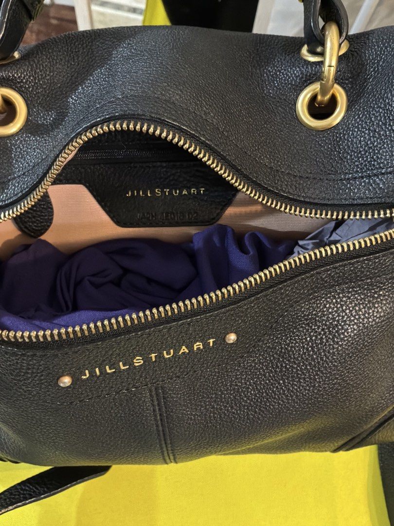 JIll Stuart Pebbled Leather 2-way Satchel Bag (Category: Shoulder Bags) located in Caloocan City. Submitted by margaritas_closet0212 (Listing ID 1458235659, Image 3). Description: * black pebbled leather * matte gold hardware * 12 x 10 x 4.5 in * back pocket for celfone * inside zip pocket * adjustable strap.