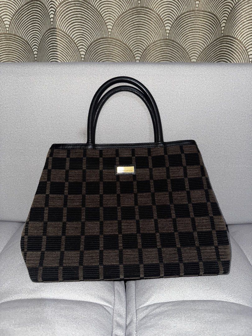 Jim thompson handbag (Category: Purses & Pouches) located in Manila. Submitted by sabie.crooz (Listing ID 1458243526, Image 1). Description: - brownish grey and black suede bag - checkerboard design - with zipper and magnet clasp - gold hardware.