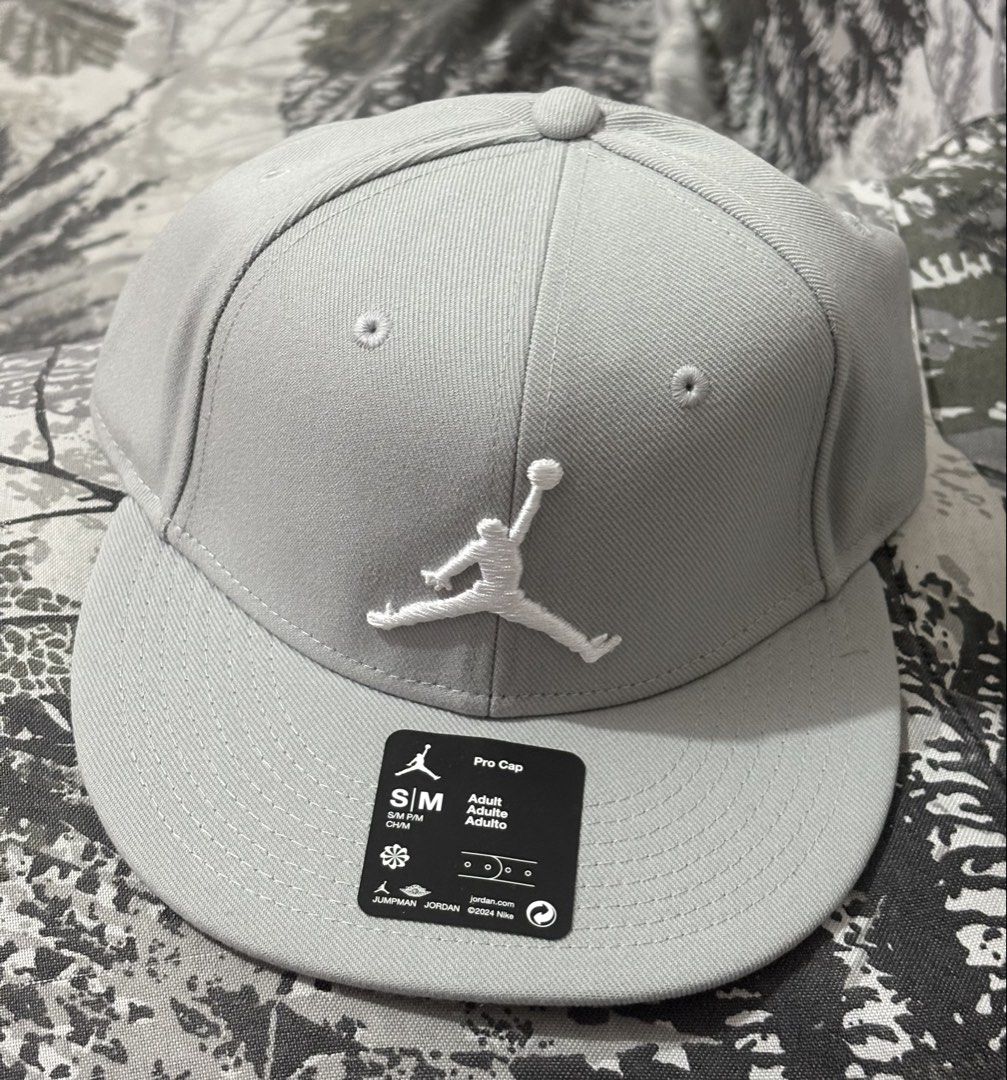 Jordan Jumpman Pro Cap S/M (Category: Caps & Hats) located in Manila. Submitted by shoepatos4u (Listing ID 1458242540, Image 1). Description: The Jordan Pro Cap is a max-depth, structured hat with a flat bill. And with its built-in sweatband, it’s good to go any day of the week. Benefits Sweatband provides a cool, comfortable feel. Adjustable snapback closure provides a personalised fit. Product details Body/Back of front panel: 100% polyester. D
