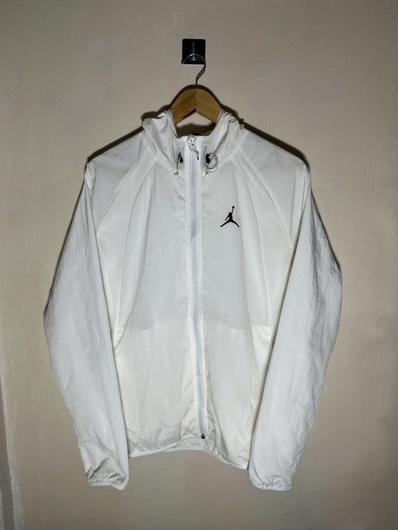 Jordan windbreaker nylon (Category: Announcements) located in Camalig. Submitted by danllagass (Listing ID 1458110200, Image 1). Description: In pristine condition Authentic/ Orig Size large 24/28 dimes No issue.