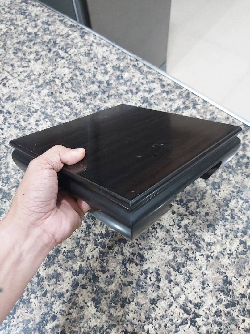 KADAI BOARD SOLID WOOD BASE (Category: Other Home Decor) located in Bulacan. Submitted by nansantiago (Listing ID 1458237324, Image 1). Description: KADAI BOARD SOLID WOOD BASE Solid and heavy, minor scratches only 9.4x9.4x2.4" inches 🏷️ ₱320‼️ 📍 Location: Plaridel, Bulacan 💸 Mode of Payments: Gcash / BPI 📦 Pick-up / Ship 🚚 Couriers : Flash Express / SPX / Lalamove.