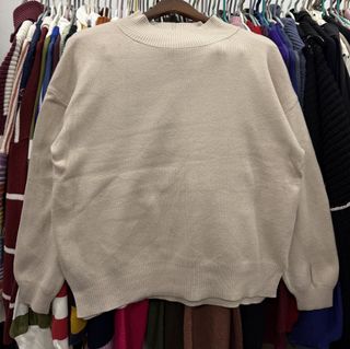 (Category: ) located in . Submitted by knitting.meow (Listing ID 1458196326, Image 1). Description: .