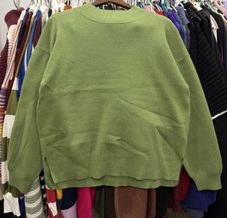 (Category: ) located in . Submitted by knitting.meow (Listing ID 1458200002, Image 1). Description: .