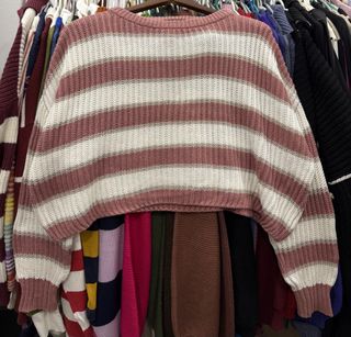 (Category: ) located in . Submitted by knitting.meow (Listing ID 1458190657, Image 1). Description: .