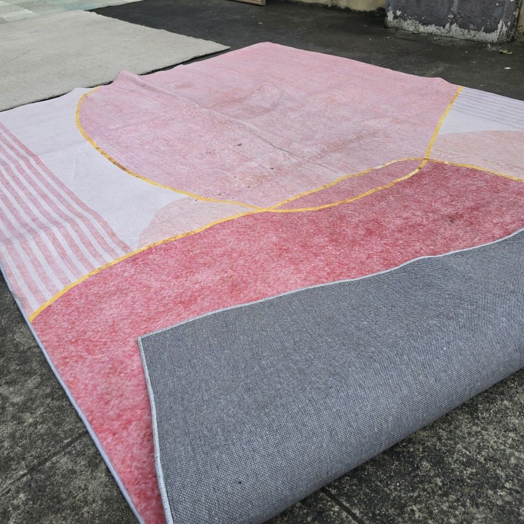 Large Soft Carpet (Category: Carpets, Mats & Flooring) located in Pasig City. Submitted by millennialthrifter (Listing ID 1458242397, Image 3). Description: 🔥LARGE SOFT CARPET - 1200 ✅cutie ng design ✅Perfect for girl's room. 🫶 Size: 250cm x 180cm 🌸Pm for the video.