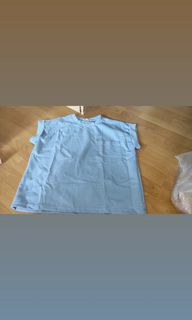 (Category: ) located in . Submitted by closetsale_8 (Listing ID 1458098983, Image 1). Description: .