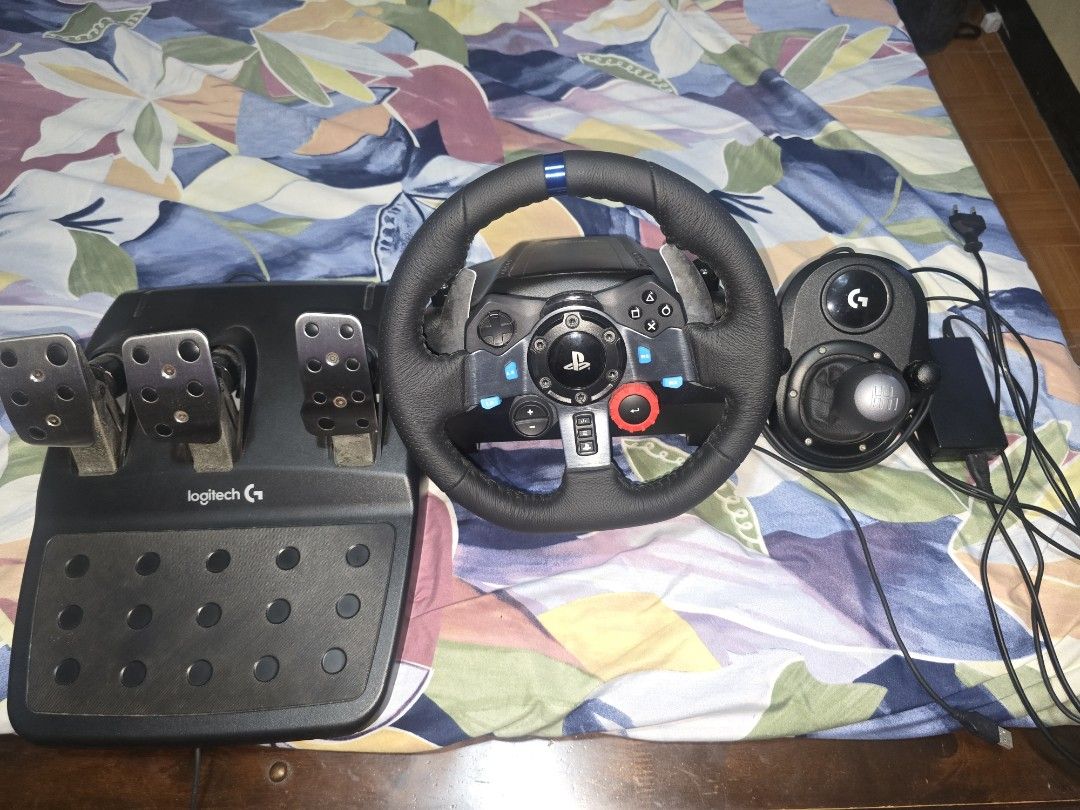 Logitech G29 with Shifter (Category: Controllers) located in Manila. Submitted by banjc (Listing ID 1458291746, Image 1). Description: Logitech G29 with Shifter, slightly used RFS: Decluttering.