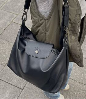(Category: ) located in . Submitted by _girlfinds (Listing ID 1458148792, Image 1). Description: .