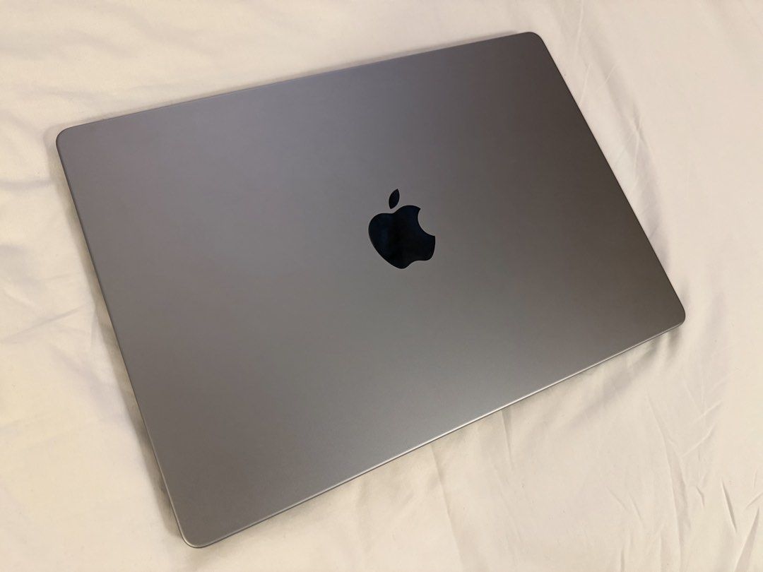 MacBook Pro M3 under warranty (Category: Laptops & Notebooks) located in Makati City. Submitted by jaydee26_ (Listing ID 1458252714, Image 2). Description: under warranty MacBook Pro 14inch 2023 model M3, 8gb memory, 512gb storage 100% battery health MacOS Tahoe 26.6.2 Space Gray with charger & cable. for sale for swap macbook + cash for swap defective macbook + cash for swap iphone + cash meet up.