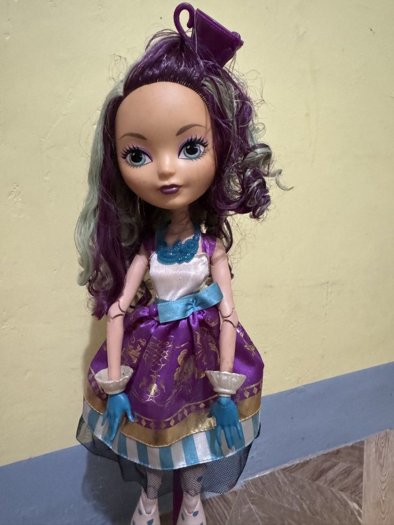 Madeline hatter doll 17inch complete with stand (Category: Kids Toys) located in Valenzuela. Submitted by meo_onlineshop (Listing ID 1441894692, Image 3). Description: .