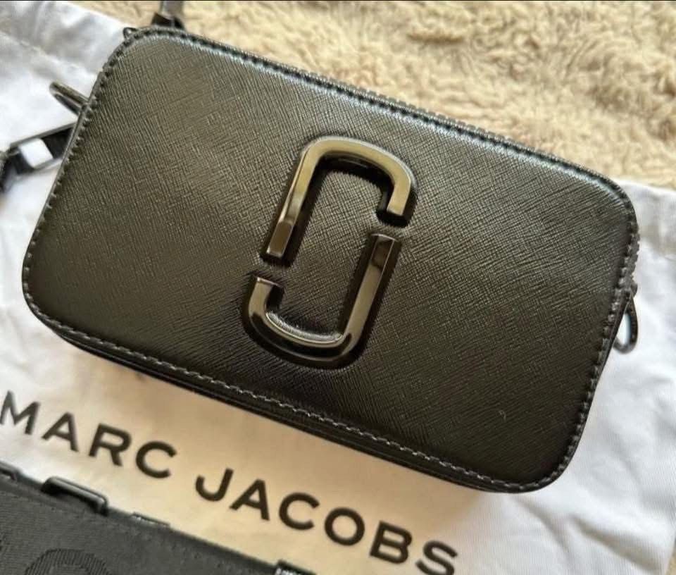 Marc Jacobs Bag (Category: Camera Bags & Carriers) located in Quezon City. Submitted by liezl.marie (Listing ID 1458243387, Image 2). Description: The Snapshot Bag by M@rc Jac0bs - Unused 12,500 Open for layaway. Disclaimer: We are not affiliated, associated, authorized, endorsed by or in any way officially connected with any other company or luxury brand. All copyrights are reserved to the original brand..