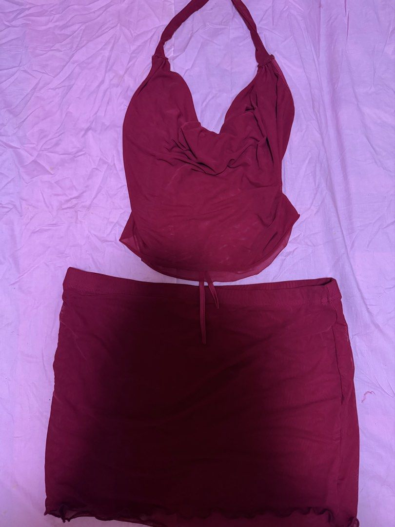 Mesh red skirt and top coords (Category: Sets or Coordinates) located in Antipolo. Submitted by richsoulx (Listing ID 1458247592, Image 1). Description: .