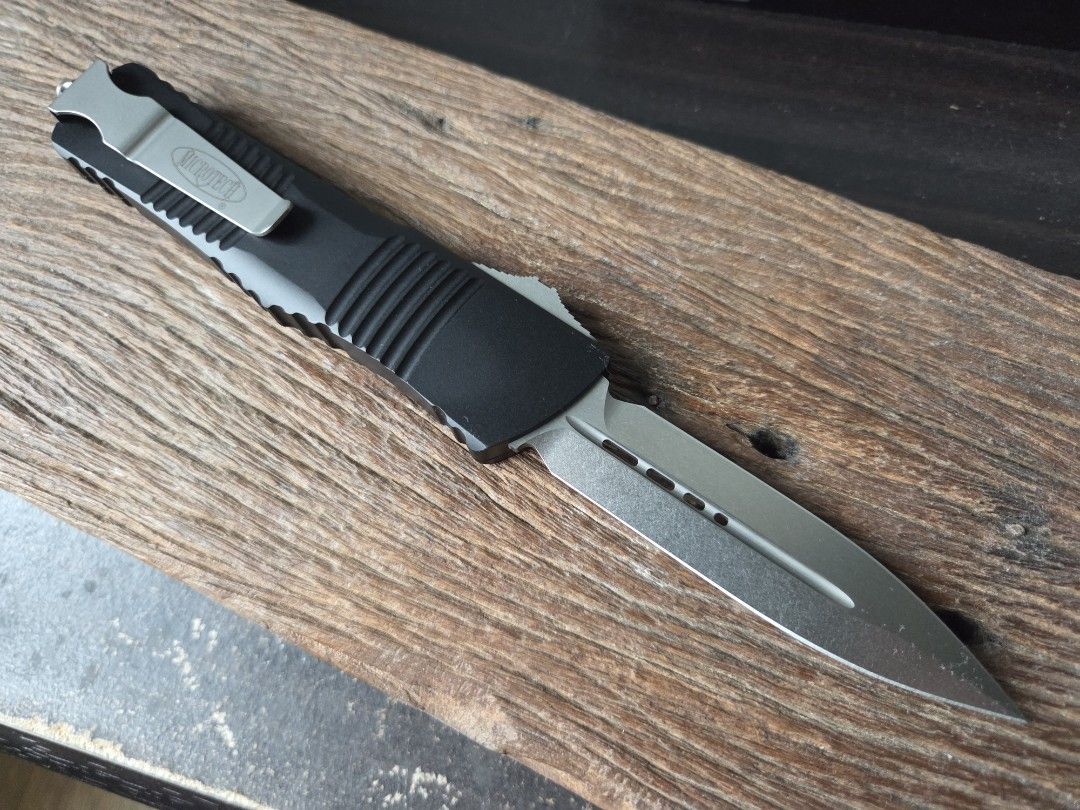 Microtech Combat Troodon (Category: Knives & Chopping Boards) located in Marikina City. Submitted by knifeandtoolphilippines (Listing ID 1458170421, Image 3). Description: Fixed Price No Trades Brand New Complete Mint Condition Yes, it's the same knife John Wick has in Chapter 2 in the movie.