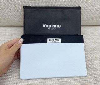 （分類：）位於 。 由 s.beaute 提交（商品編號 1458148672，圖片 1）。簡介： 。