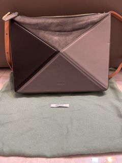 （分類：）位於 。 由 naomi0328 提交（商品編號 1458097172，圖片 1）。簡介： 。