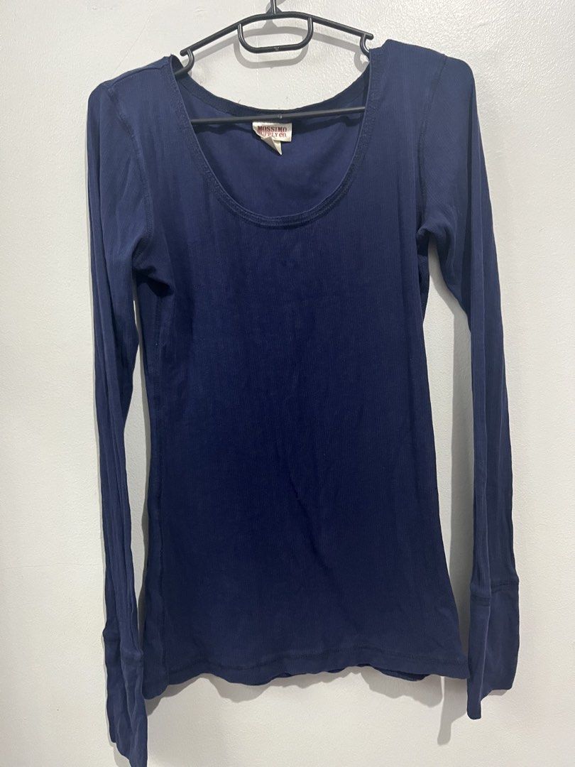 Mossimo Supply Navy Blue Longsleeves (Category: Others Tops) located in Manila. Submitted by jhcollections (Listing ID 1458212841, Image 2). Description: Mossimo Supply Navy Blue Longsleeves - Large on Label - actual photos posted - Grab/j&t/lalamove.