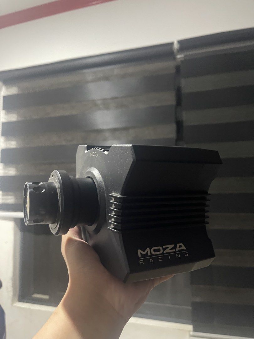 Moza R5 Bundle (Category: Controllers) located in Manila. Submitted by jamesmatt (Listing ID 1458104156, Image 2). Description: RUSH LFB Moza r5 bundle Includes ES steering wheel Pedals R5 wheelbase Table clamp Cables Negotiable Location: Iloilo.