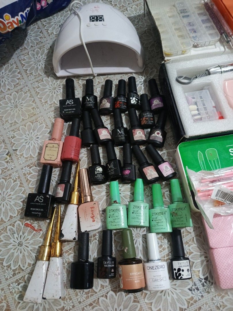 Nail set (Category: Hands & Nails) located in Manila. Submitted by isharishni33773 (Listing ID 1458238051, Image 2). Description: .