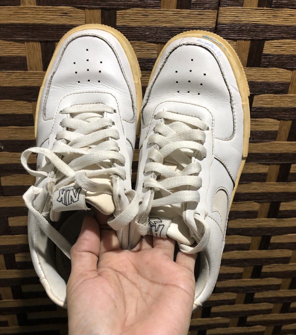original Nike Air Force 1 Low White CK6649-100 (Category: Sneakers) located in Mandaluyong City. Submitted by mushii21 (Listing ID 1458286608, Image 1). Description: - White Nike Air Force 1 Low - Size: 5.5 UK / 36 EU - Condition: Shows some yellowing on the soles and general signs of wear. - Plenty of life left for everyday use. - Classic and iconic sneaker design..