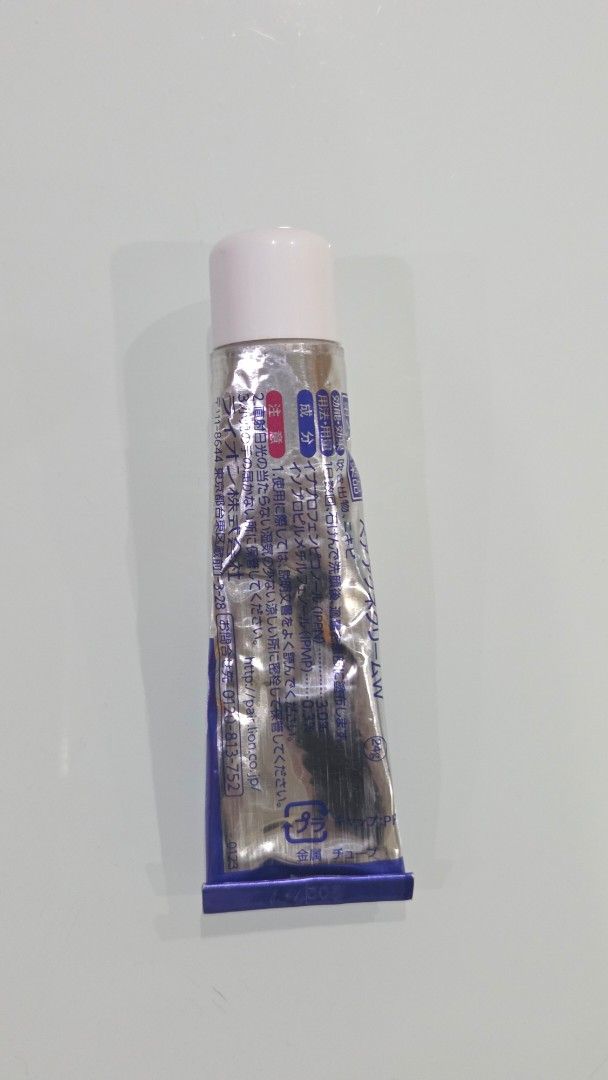 Pair Acne Cream 24g (Category: Face Care) located in Manila. Submitted by bimmbbbb (Listing ID 1458154861, Image 2). Description: expiry 2027-07 rfs: i dont use it anymore about 60-70% remaining - PAIR ACNE Cream W (24g) - Effectively treats inflammation and pimples - Japanese skincare for clear skin.